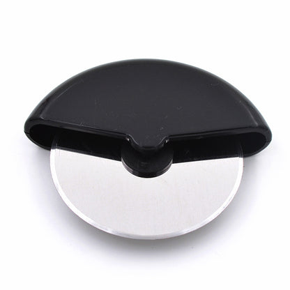 Kitchen helper pizza wheel knife