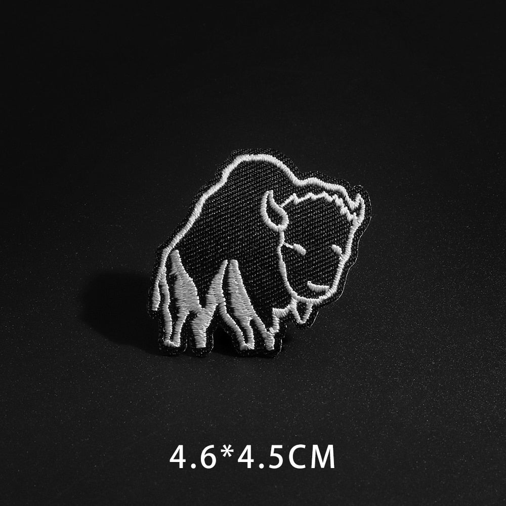 Feine Wolf Leopard Spinne Web Patches Schwarz Tier Poker Rose Wolf Katze Appliques Eisen Auf Kugel Zahn Kleidung Jeans Abzeichen