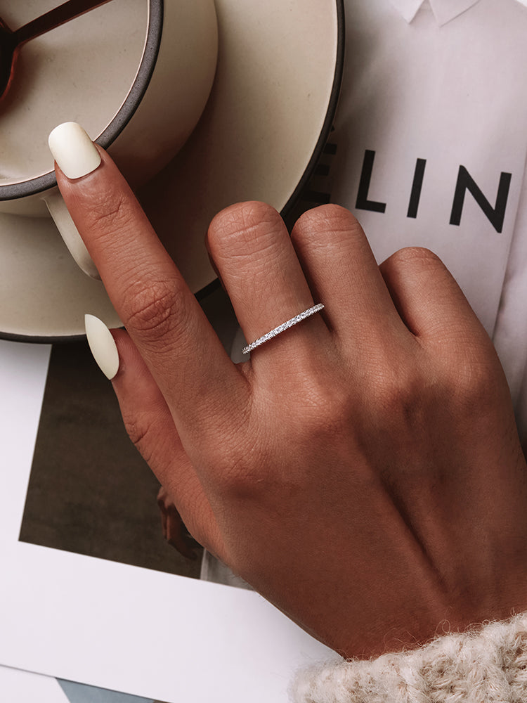 925 Sterling Silber CZ Simulierte Diamant Stapelbar Ring Platin Überzogene Ewigkeit Bands für Frauen