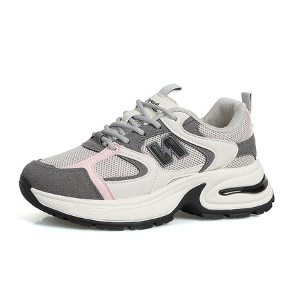 Passende Freizeitschuhe mit Plateausohle